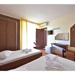 Complex Mediteranean 3*