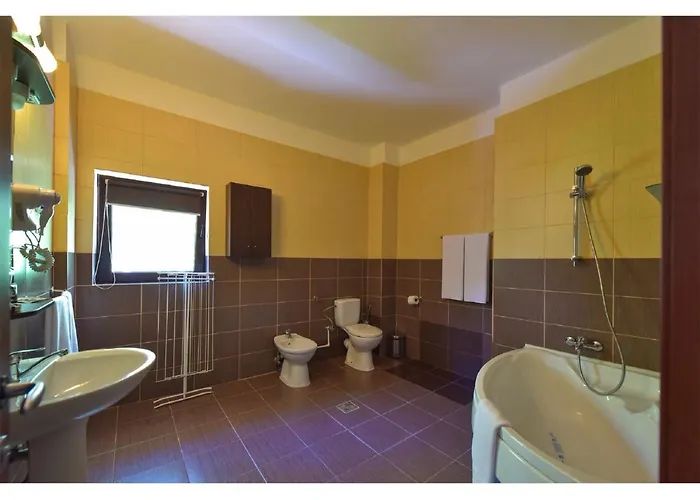 Complex Mediteranean