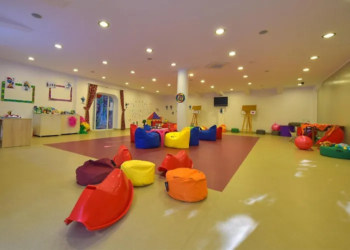 Complex Mediteranean 3*