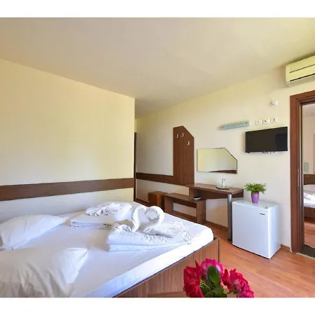 Complex Mediteranean