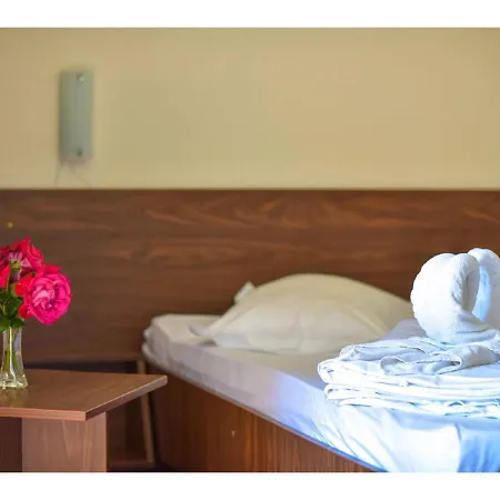 Complex Mediteranean