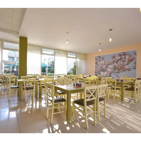 Complex Mediteranean 3*