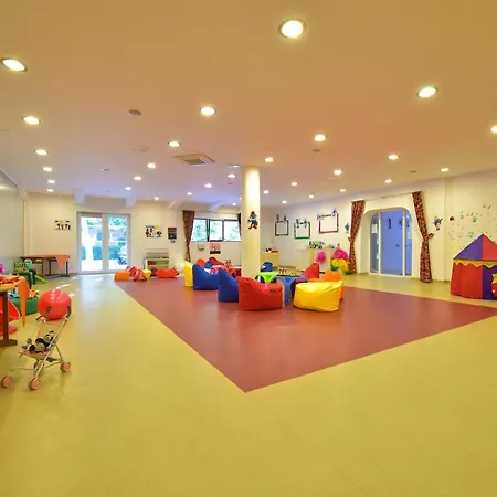 Szálloda Complex Mediteranean