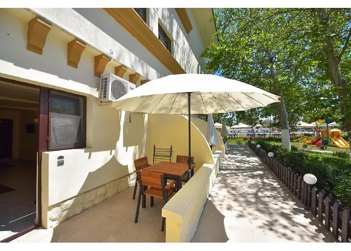 Complex Mediteranean 3*